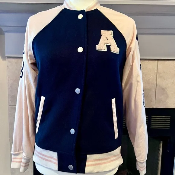 Abercrombie Kids girl’s varsity Size 13/14